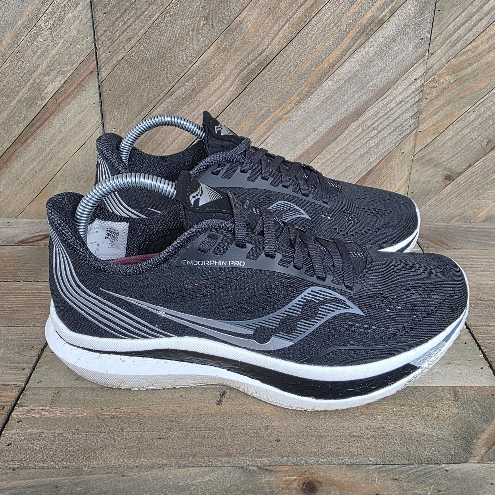 Saucony Endorphin Pro Womens Athletic Running Shoes Size 9.5 Black S10598-45